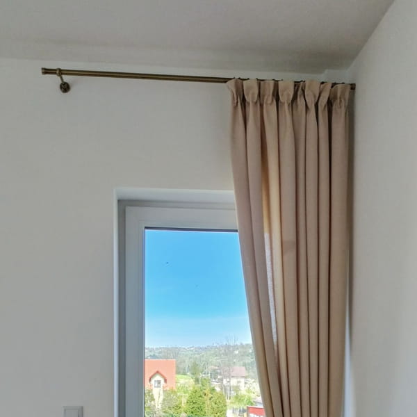 zasłona beżowa na taśmie smok | Bagdad Nowy Sącz zasłona beżowa na taśmie smok | Bagdad Nowy Sącz