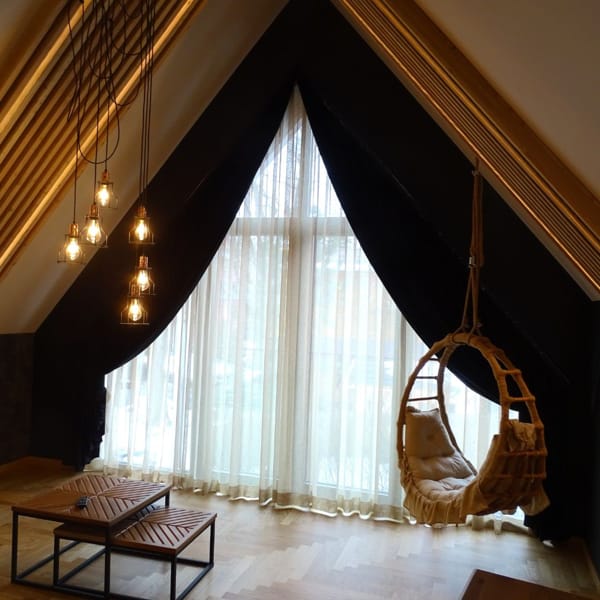 czarne zasłony na skosie | Bagdad Nowy Sącz czarne zasłony na skosie | Bagdad Nowy Sącz